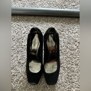 Alfani pumps